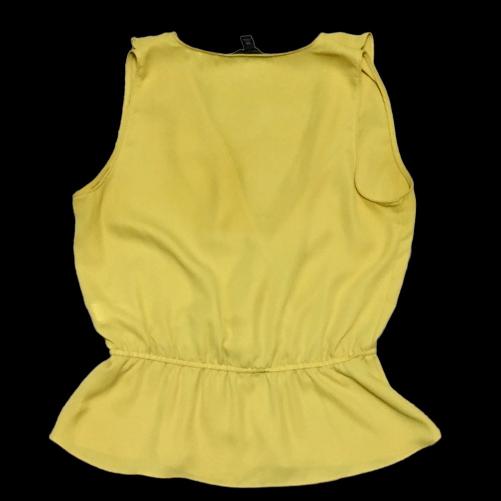 Banana Republic Ruffle Tank - Picture 5 of 5